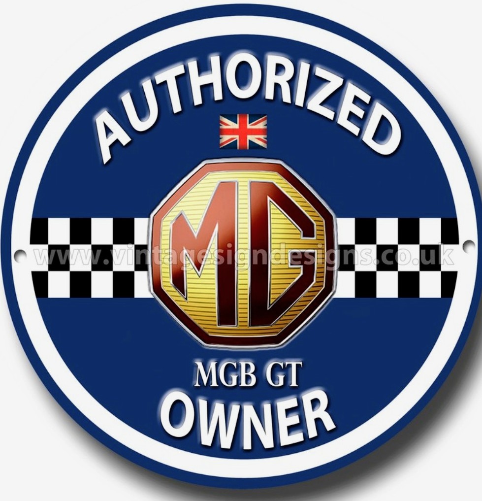 Blåt cirkulært logo med teksten AUTHORIZED, Union Jack og MG-bil emblem samt ternet stribe.